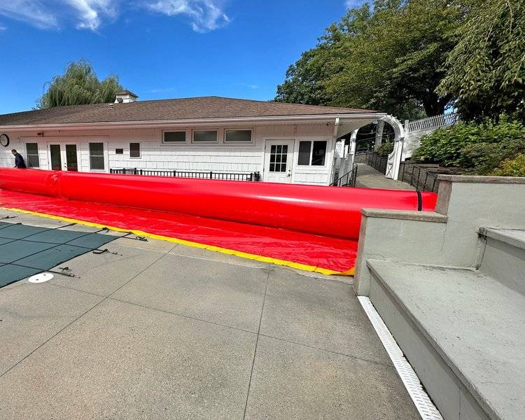 inflatable flood barrier for home use